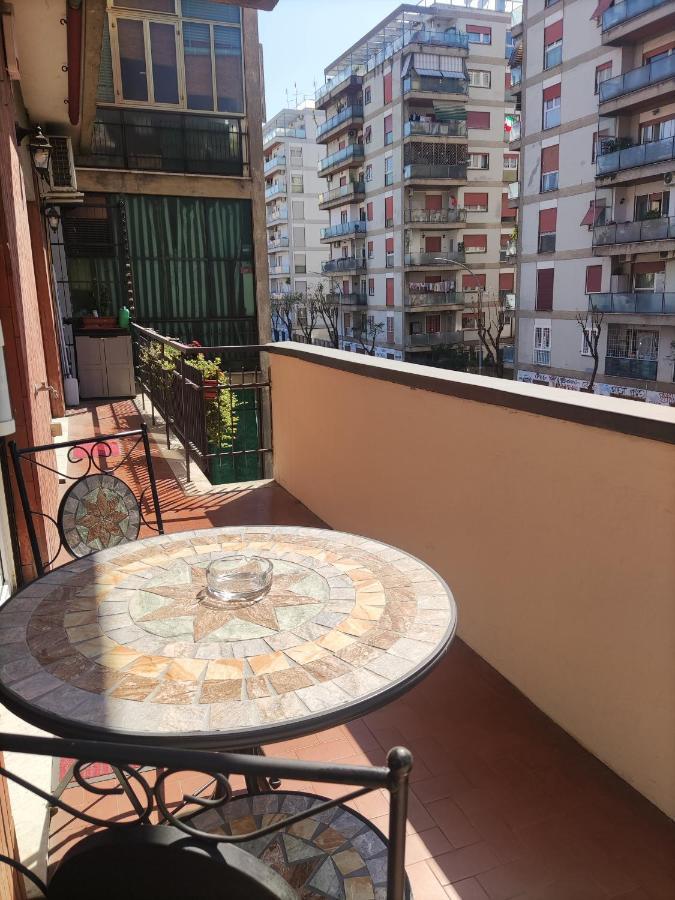 La Casa Dei Nonni Apartment Rome Bagian luar foto